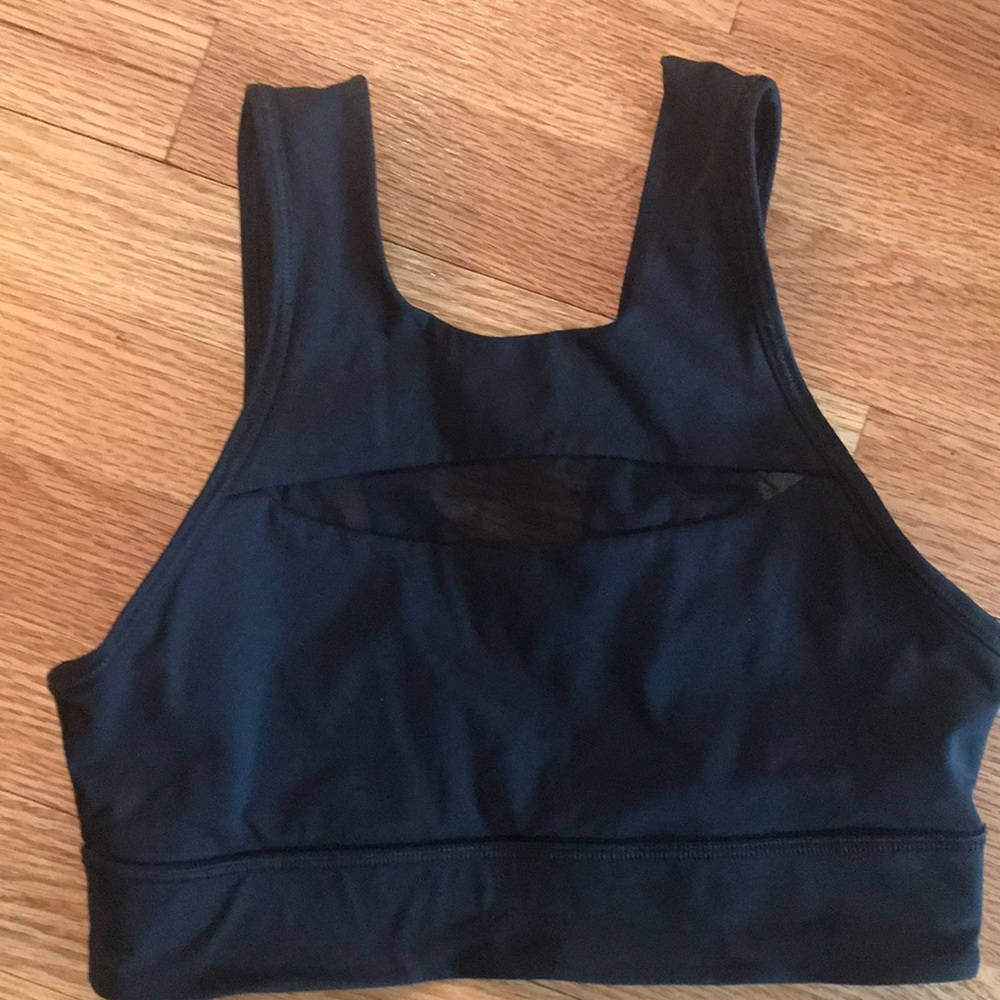 Lulu Lemon Run The Day Bra Size 4